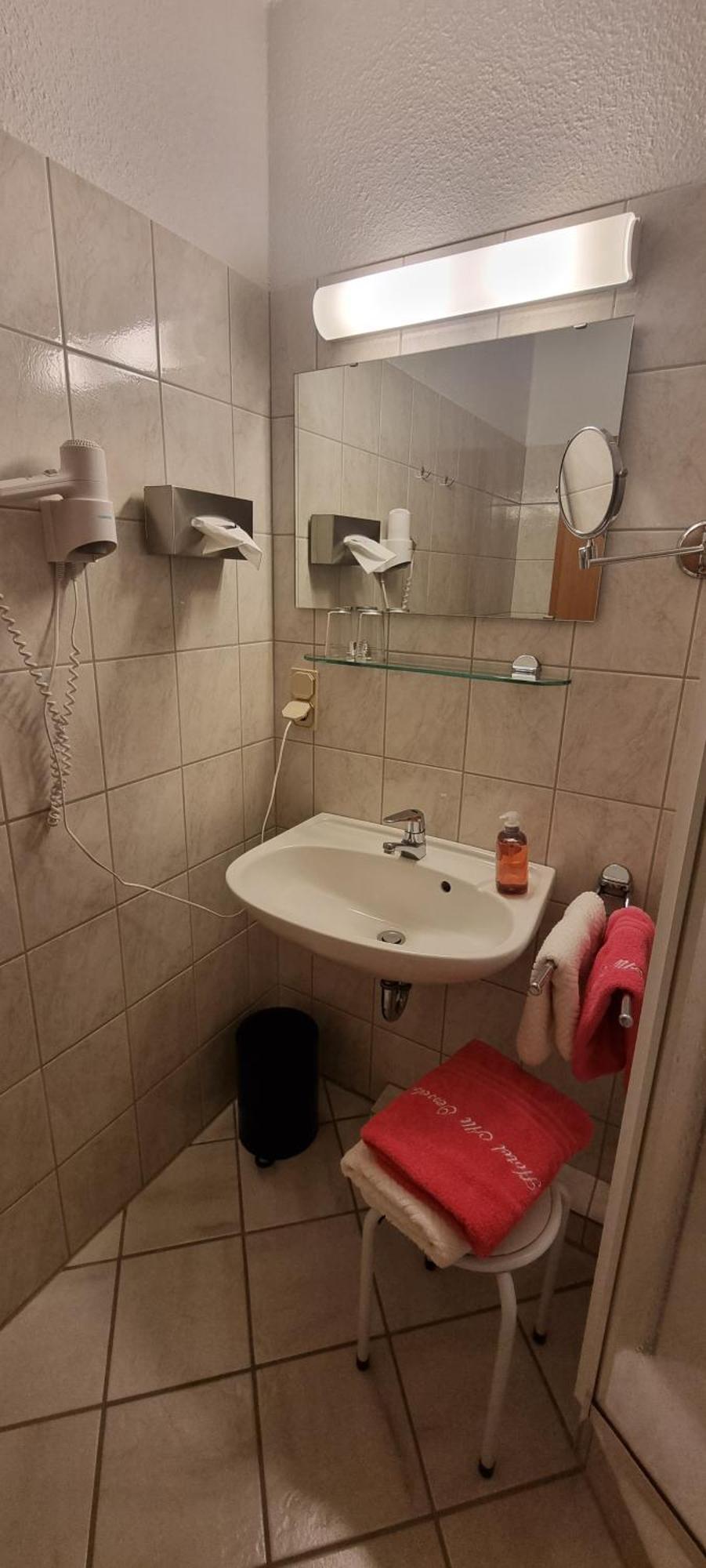 Hotel Alt Oesselse Зарщед Стая снимка