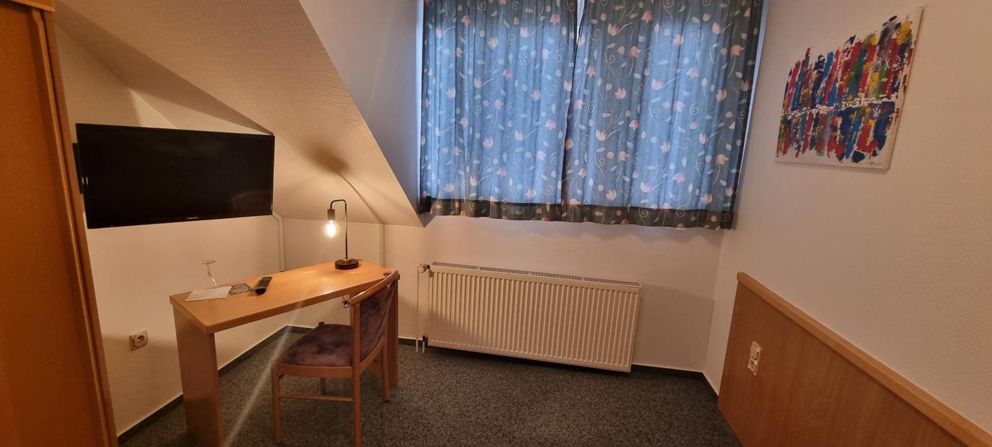 Hotel Alt Oesselse Зарщед Стая снимка