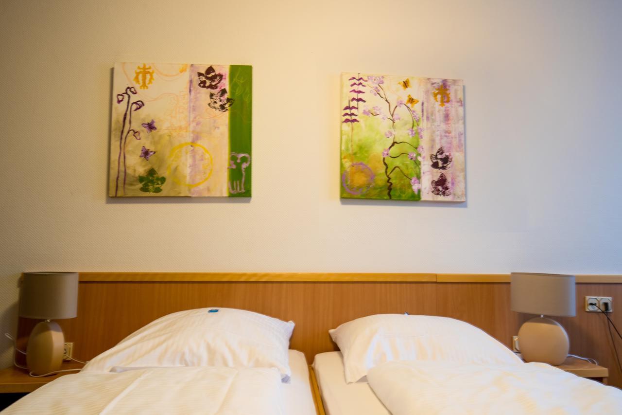 Hotel Alt Oesselse Зарщед Екстериор снимка
