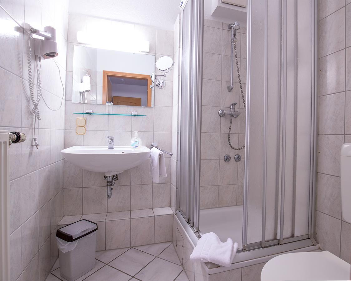 Hotel Alt Oesselse Зарщед Екстериор снимка